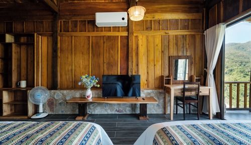 Chambre Exécutive, vue jardin