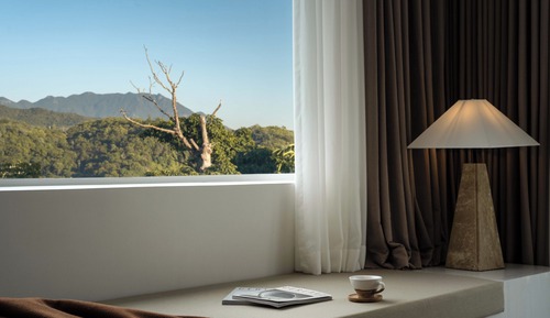 Chambre Signature, 1 grand lit, vue partielle sur l'océan