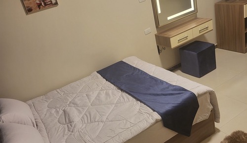 Chambre Double, vue ville