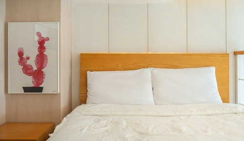 Chambre, 1 chambre (Room 205)
