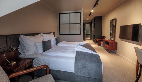 Chambre Supérieure Double ou avec lits jumeaux