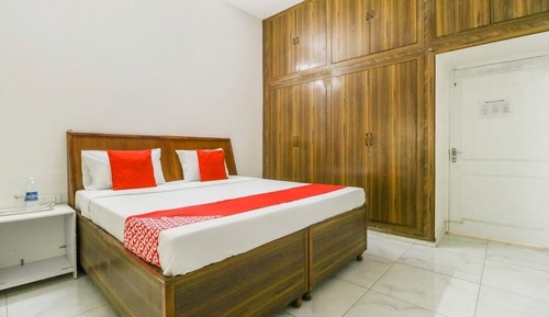 Chambre Familiale, balcon, vue ville