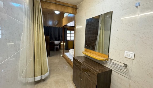 Chambre Deluxe Double ou avec lits jumeaux, vue montagne