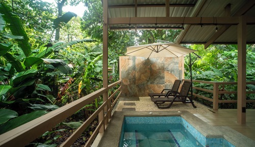 Tente Deluxe, piscine privée, vue montagne