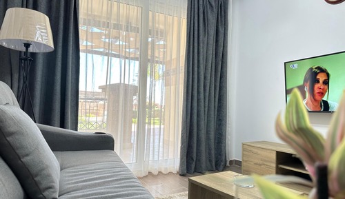 Studio Supérieur, vue piscine