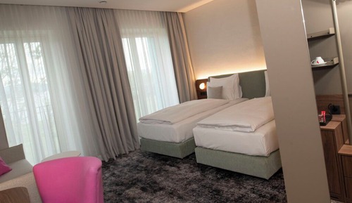 Chambre Supérieure Double ou avec lits jumeaux