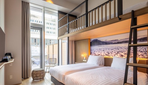 Chambre avec lits jumeaux, non-fumeurs, terrasse (with Bunk Bed)