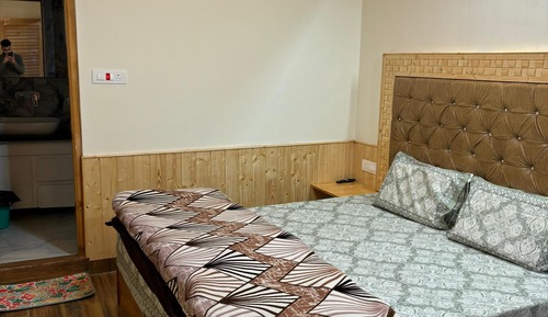 Chambre Luxe, balcon, vue montagne