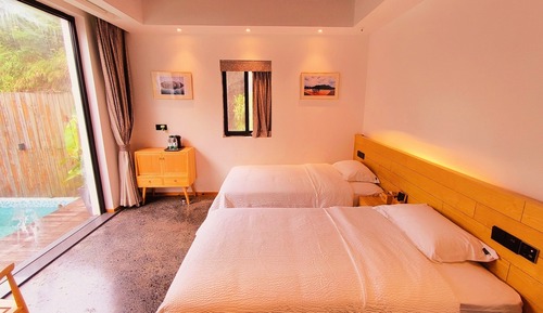 Chambre Deluxe avec lits jumeaux, vue montagne