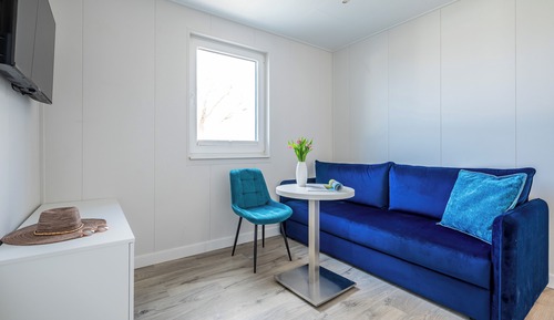 Chambre Familiale avec lits jumeaux, balcon, vue partielle sur la mer