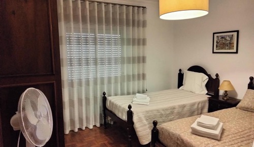 Chambre Triple Standard, balcon, vue jardin