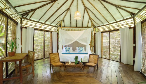 Chambre Double Luxe, 1 très grand lit, balcon, vue jardin