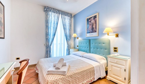 Chambre Standard Double ou avec lits jumeaux, vue jardin