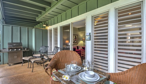 Suite Studio Supérieure, salle de bains attenante, vue jardin (Dolphin King Studio)