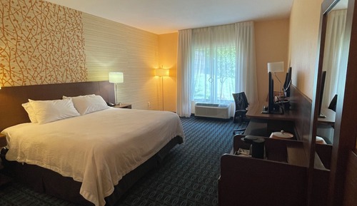 Chambre, 1 très grand lit, non-fumeurs (Hearing Accessible)