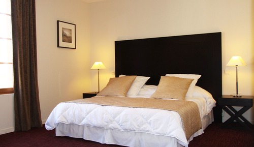 Chambre Supérieure Double ou avec lits jumeaux