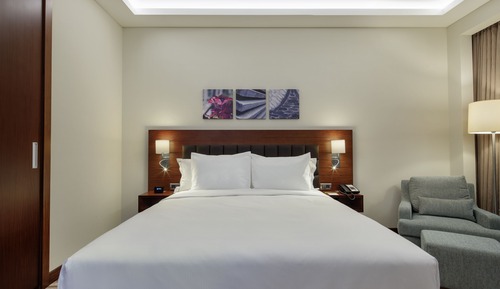 Chambre, 1 très grand lit