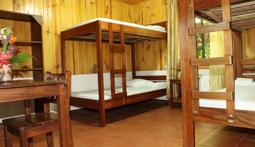 Chambre Économique, salle de bains commune