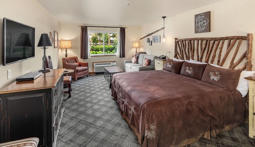 Chambre Supérieure, 1 très grand lit, accessible aux personnes à mobilité réduite, vue montagne