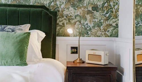 Chambre Double Supérieure, 1 chambre (Four-poster )