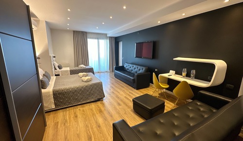 Chambre Panoramique, terrasse, en bord de piscine