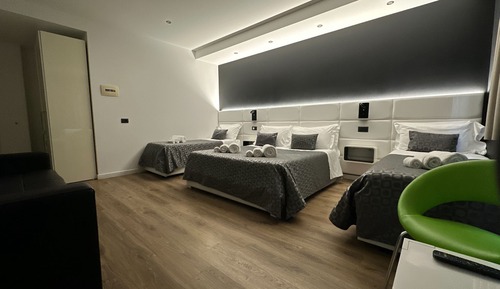 Chambre Deluxe (shower with hydromassage)