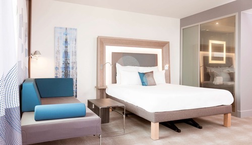 Chambre Deluxe, plusieurs lits (Eiffel Tower View)