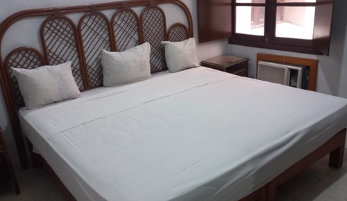 Chambre Double Supérieure, 1 très grand lit