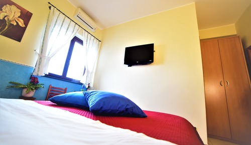 Chambre Double Standard (Mountain and Sea View)