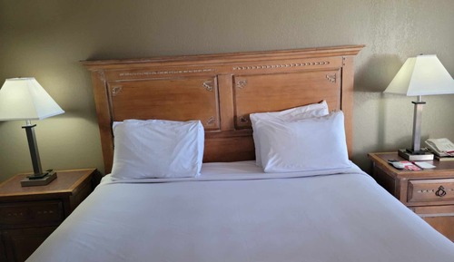 Chambre Standard, 1 très grand lit, non-fumeurs