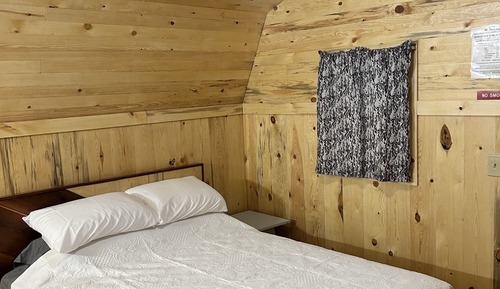 Cabane, 1 grand lit (Bathroom)