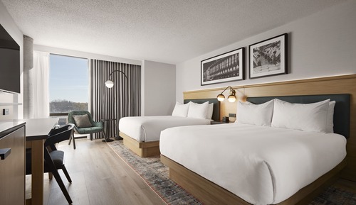 Chambre Standard, 2 grands lits, vue baie