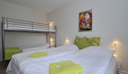 Chambre Familiale, salle de bains privée