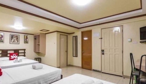 Chambre Familiale, plusieurs lits, accessible aux personnes à mobilité réduite, non-fumeurs
