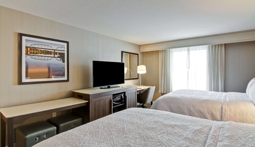 Chambre, 2 grands lits, accessible aux personnes à mobilité réduite
