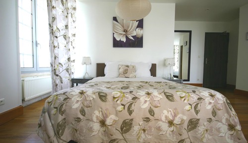 Chambre Double Familiale, salle de bains privée