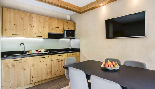 Suite Familiale, vue pistes (avec accès Piscine inclus)