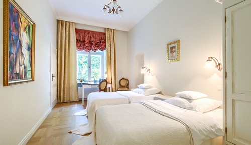 Chambre Classique Double ou avec lits jumeaux, vue jardin