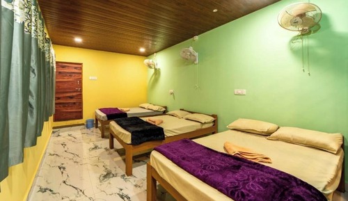 Chambre Familiale, balcon, vue jardin