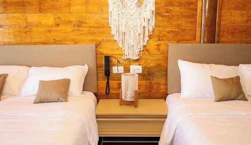 Chambre Double Familiale, vue fleuve