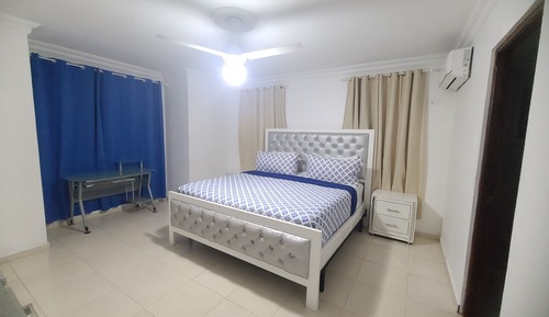 Appartement Confort, balcon, vue ville
