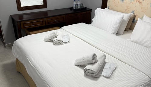 Chambre Classique Double ou avec lits jumeaux, balcon, vue ville