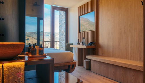 Chambre Supérieure avec lits jumeaux, vue vignoble