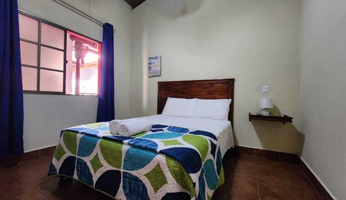 Chambre Deluxe, vue piscine, dans la tour