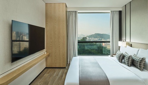 Chambre Double, vue colline