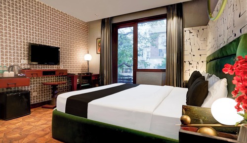 Deluxe Double Room, City View