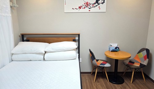 Standard Double Room, 1 Double Bed, Non Smoking (non-Korean nationals only)