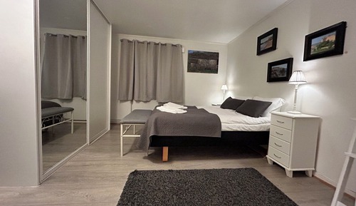 Chambre Double, vue ville