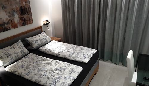 Chambre Double Panoramique, 1 grand lit, véranda, vue mer