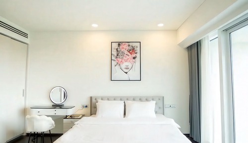 Penthouse Standard, 3 chambres, balcon, vue ville